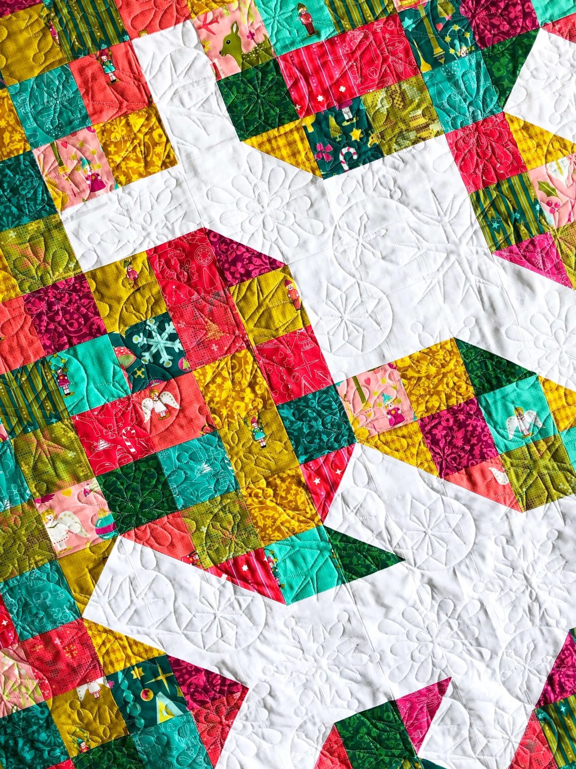 Modern Handcraft Snowflake Quilt