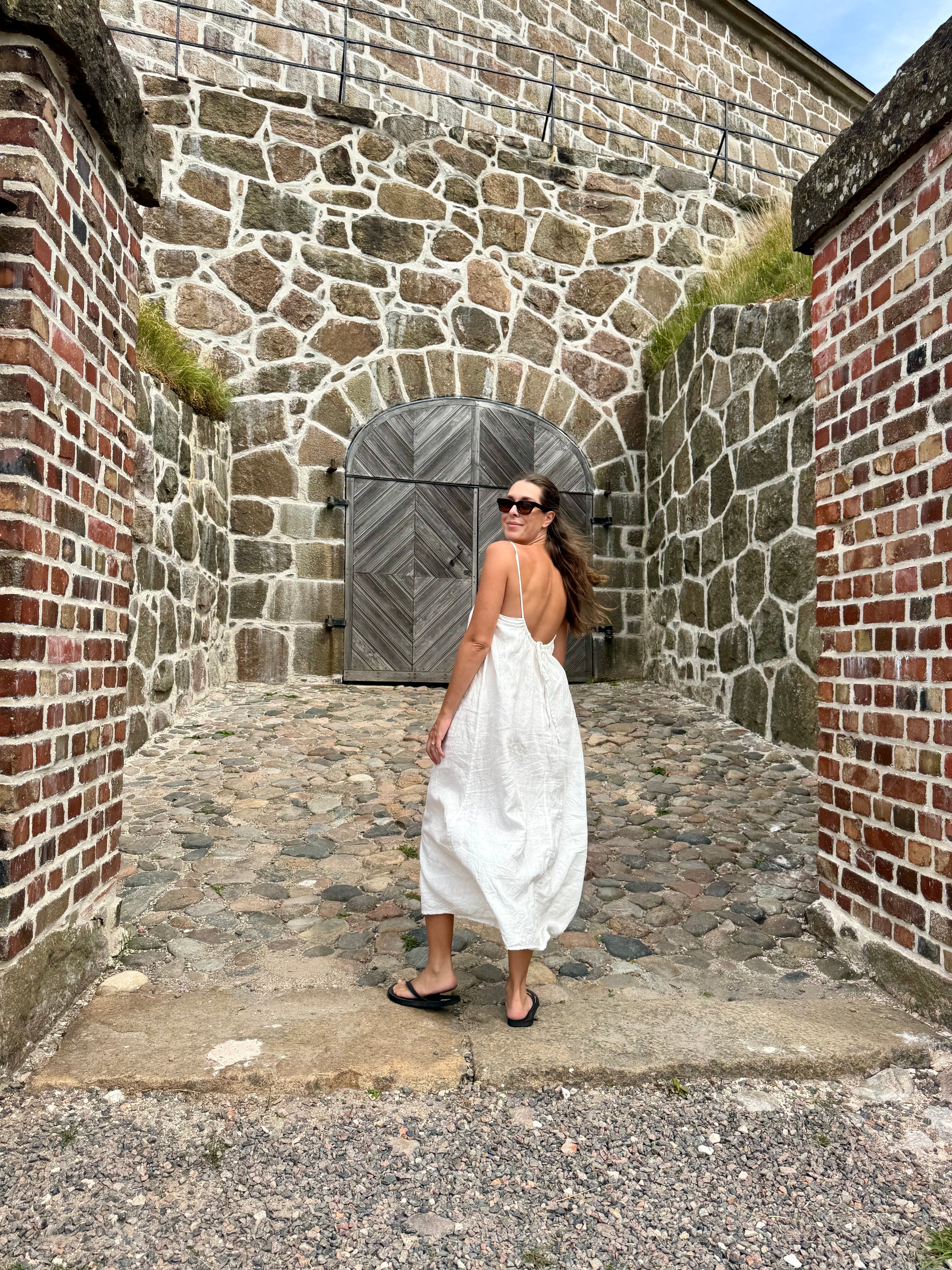 Paradise Patterns Solig Dress