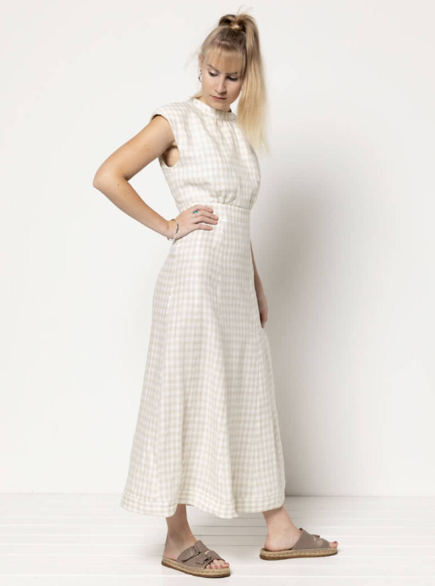 Style Arc Trinnie Woven Dress