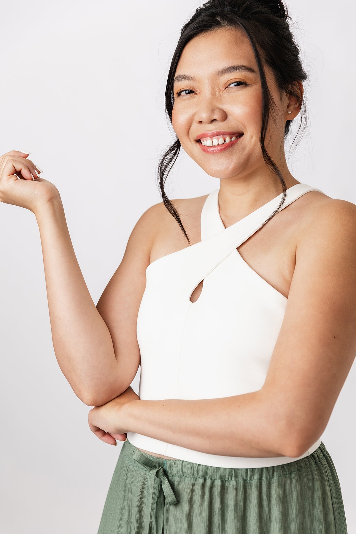 Named Ulpu Cross Neck Tank Top – The Fold Line