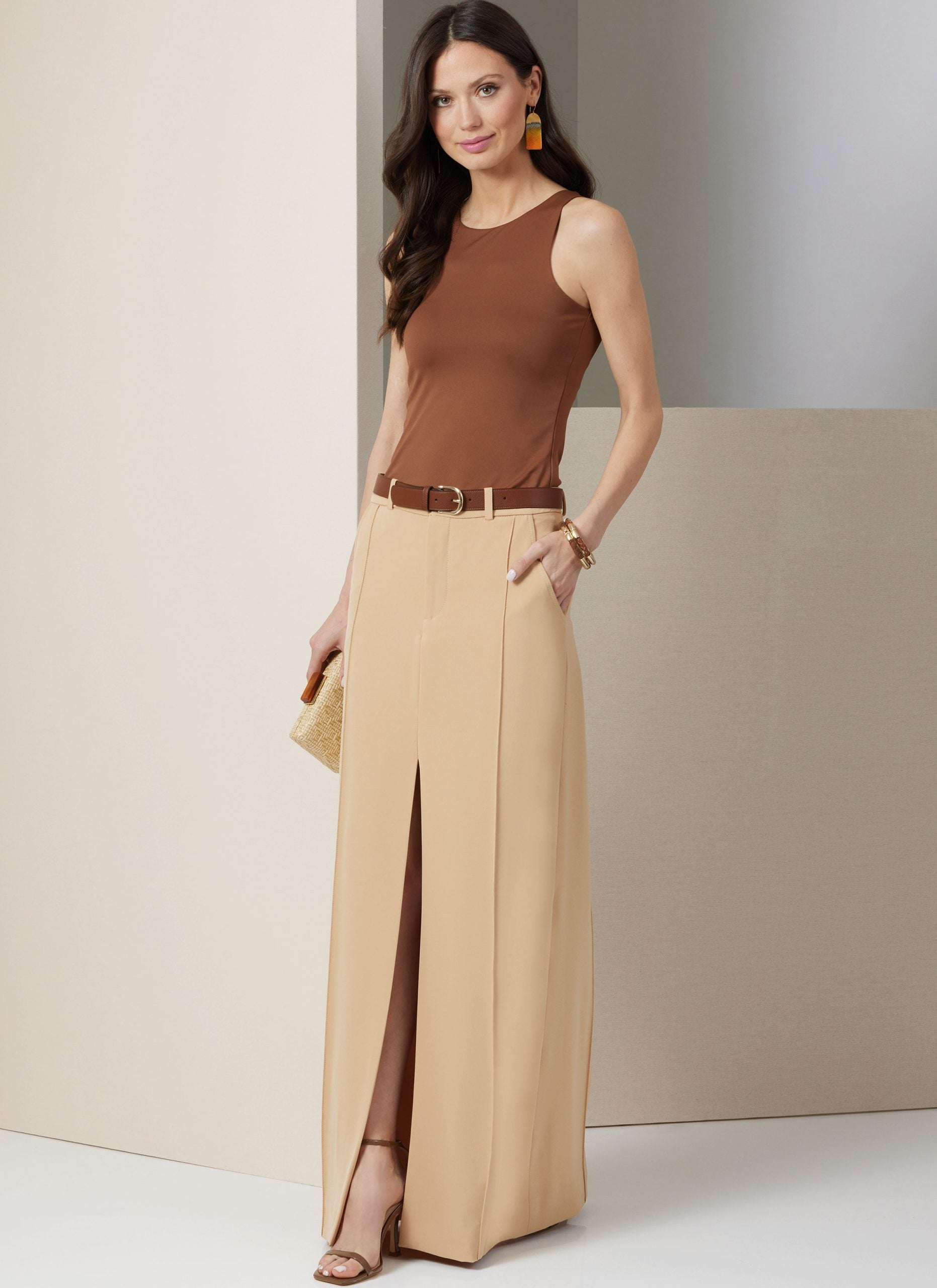 Vogue Skirt V2032 – The Fold Line