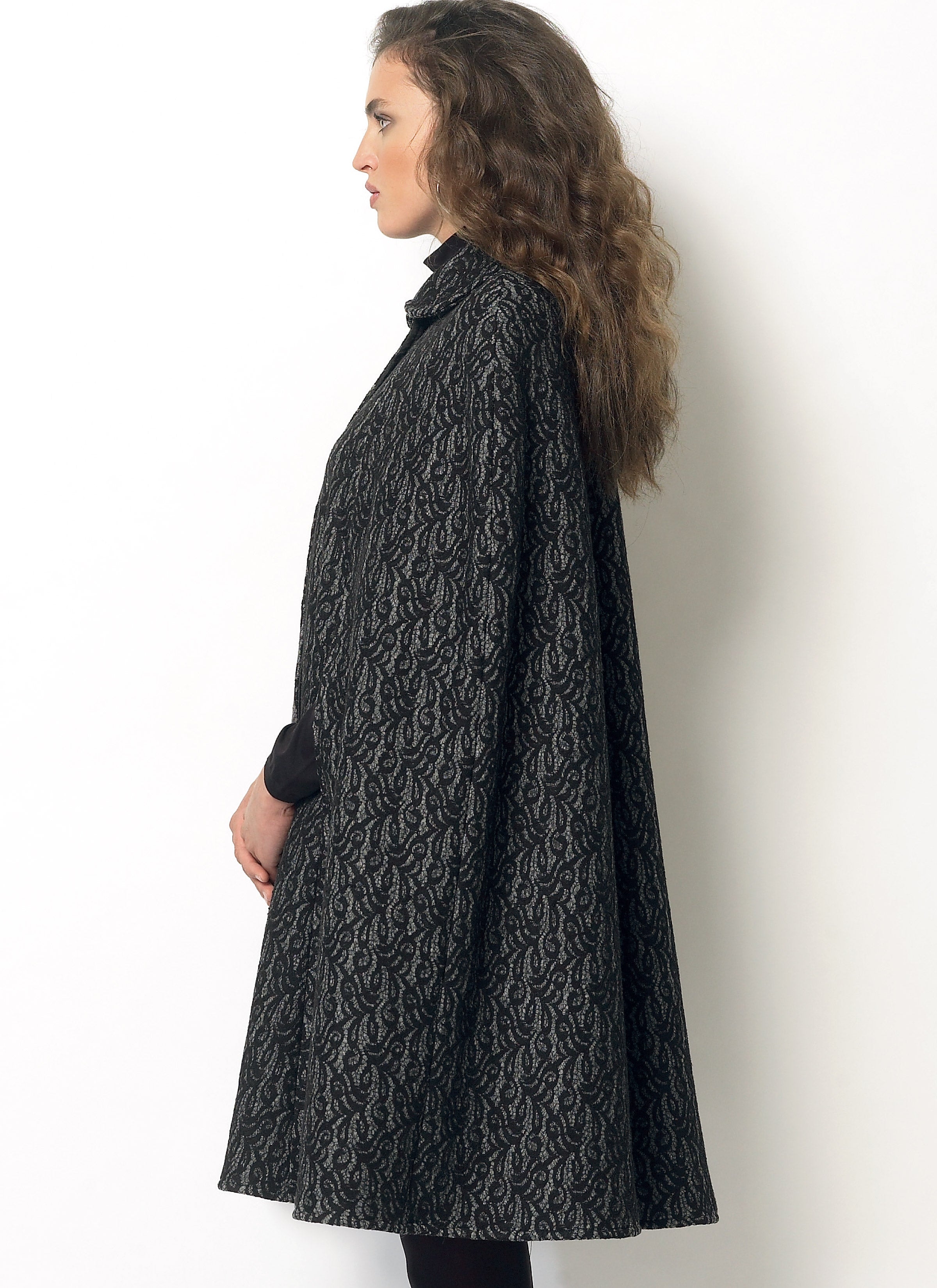 Vogue Capes V8959