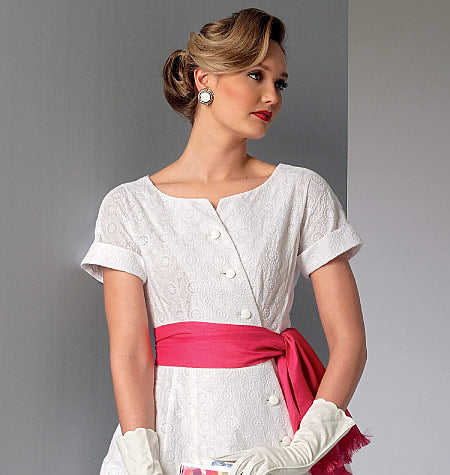 Vogue Vintage Dress and Sash V9105