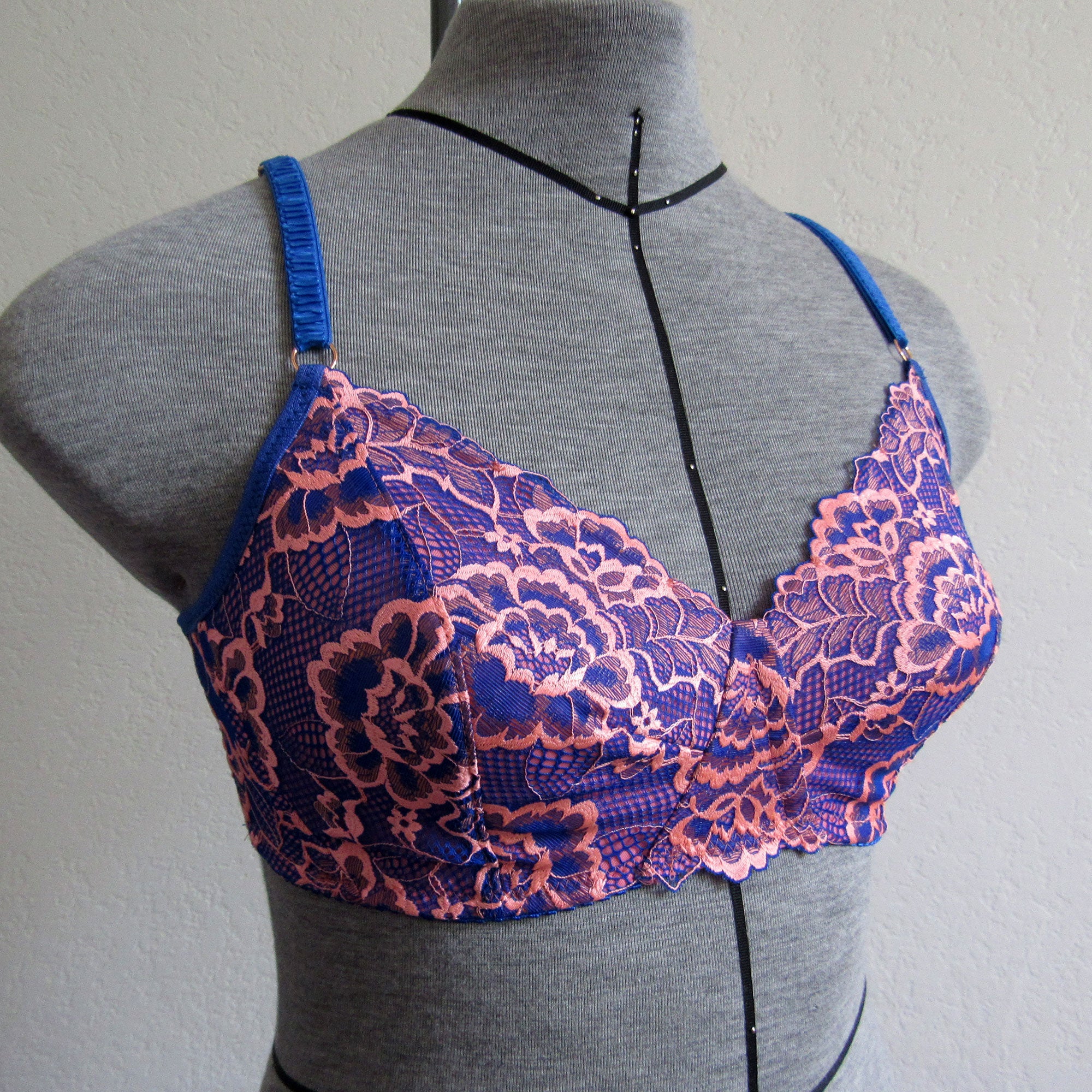 Mannequin wearing the Annika Wireless Bra sewing pattern from Primrose Dawn on The Fold Line. A bra pattern made in duoplex, dazzle tricot, stabilised tricot, sheer cup lining, bra tulle, scuba knit, one-way stretch satin spandex, or 40D tricot fabrics, f