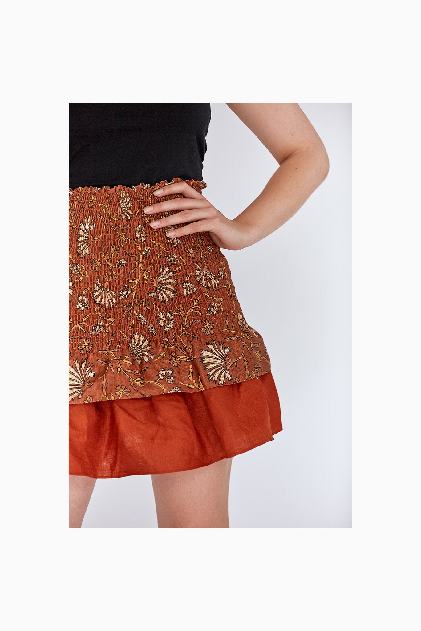 Common Stitch Fawn Skirt Set