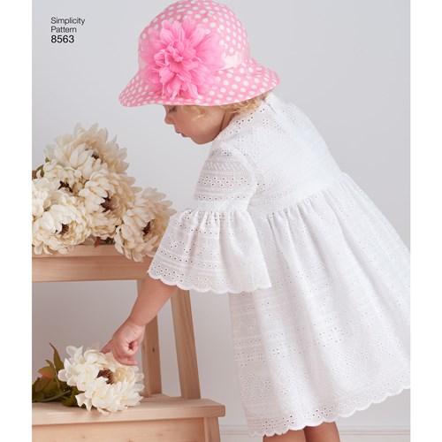 Simplicity Baby/Child Dress S8563