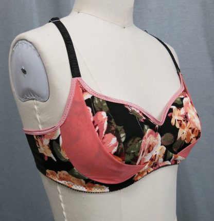 Image showing the Iris Bralette sewing pattern from Primrose Dawn on The Fold Line. A bra pattern made in scuba, athletic net, glissenette, milliskin, swim nylon/spandex, athletic wicking knits or cotton/spandex jersey fabrics, featuring modest bust coverage, vertical seamed cups and a sweetheart neckline.