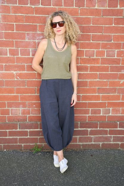Buy the Demi Pant sewing pattern from Tessuti Fabrics on The Fold Line.