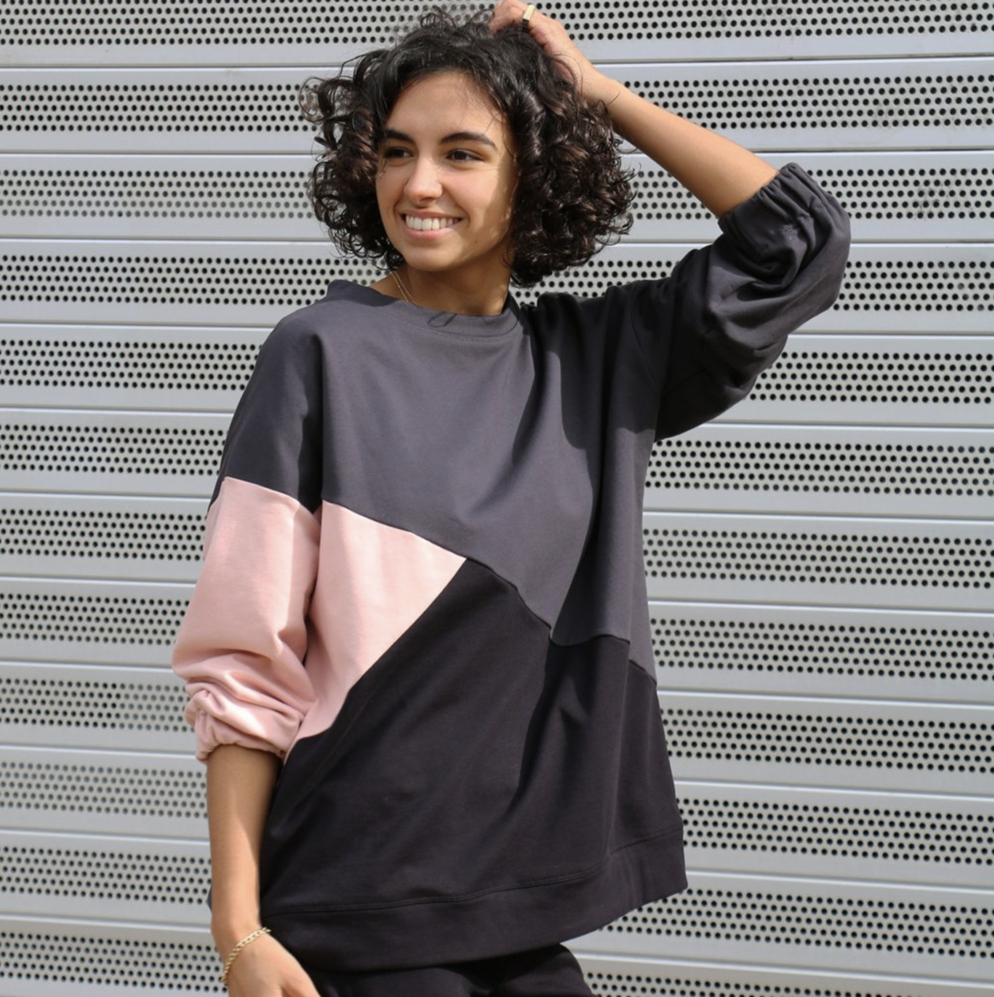 Buy the Lennox Sweatshirt sewing pattern from Tessuti Fabrics on The Fold Line.