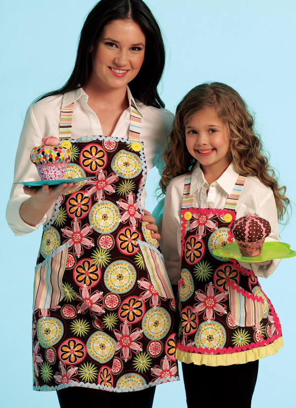 McCall's 5720 Sewing Pattern to MAKE Funky Children & Adult Half & Full Aprons 
