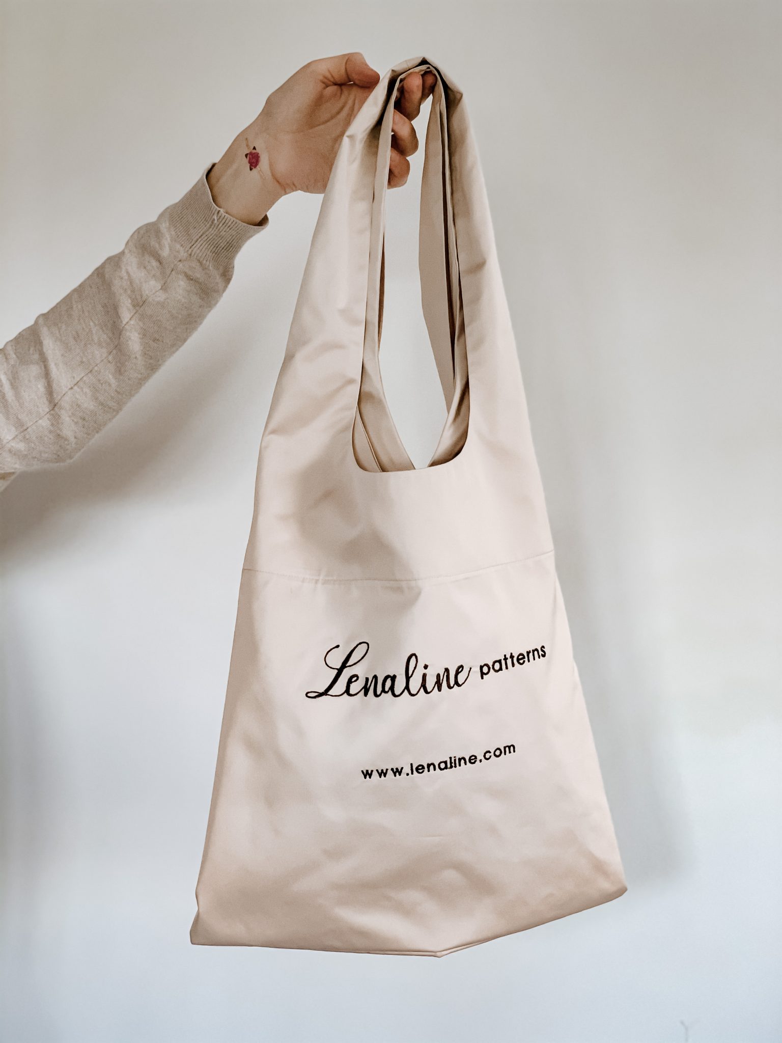 Lenaline Patterns Shopping Bag PDF - The Fold Line