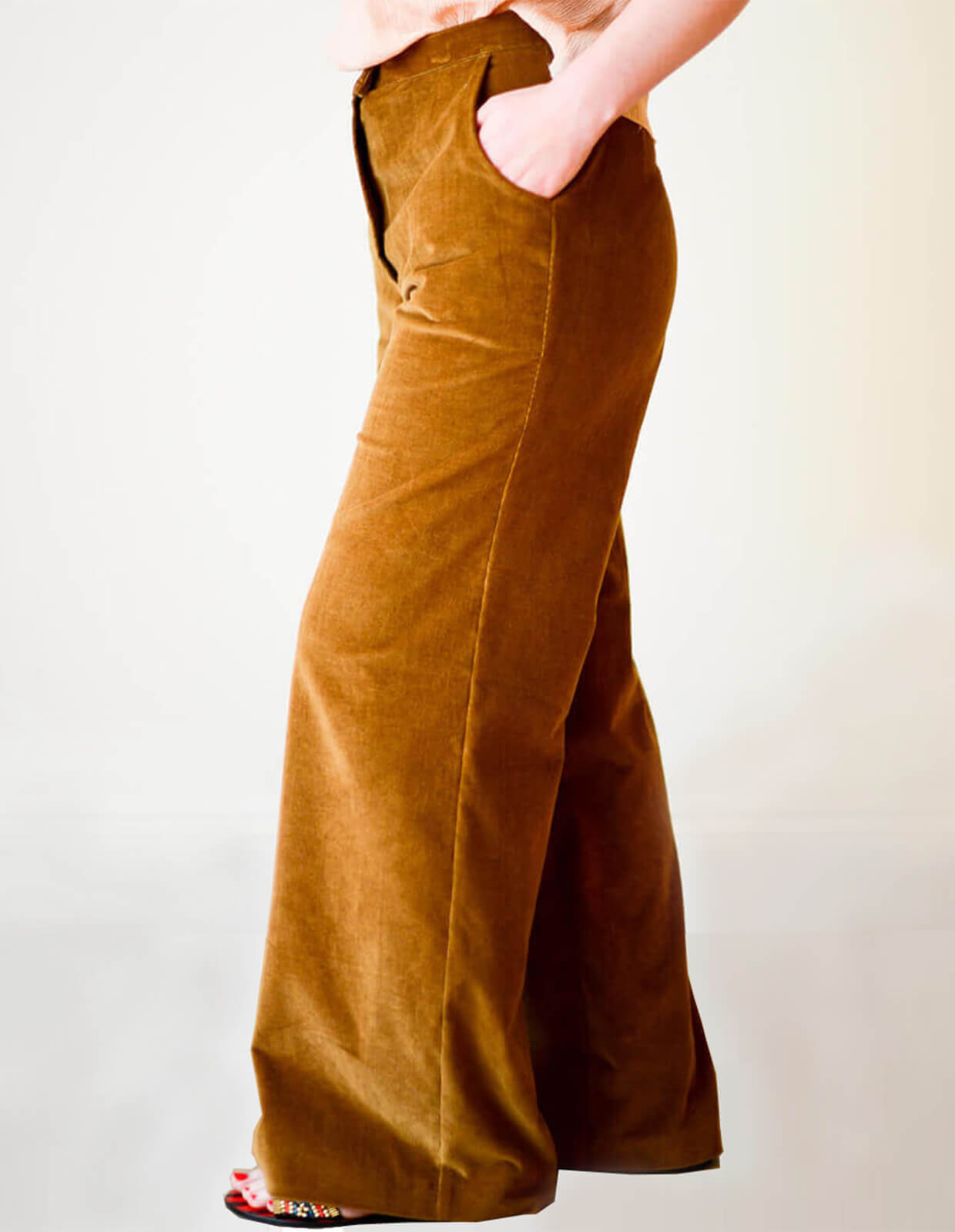 The Maker's Atelier Wide-legged Trouser - The Fold Line