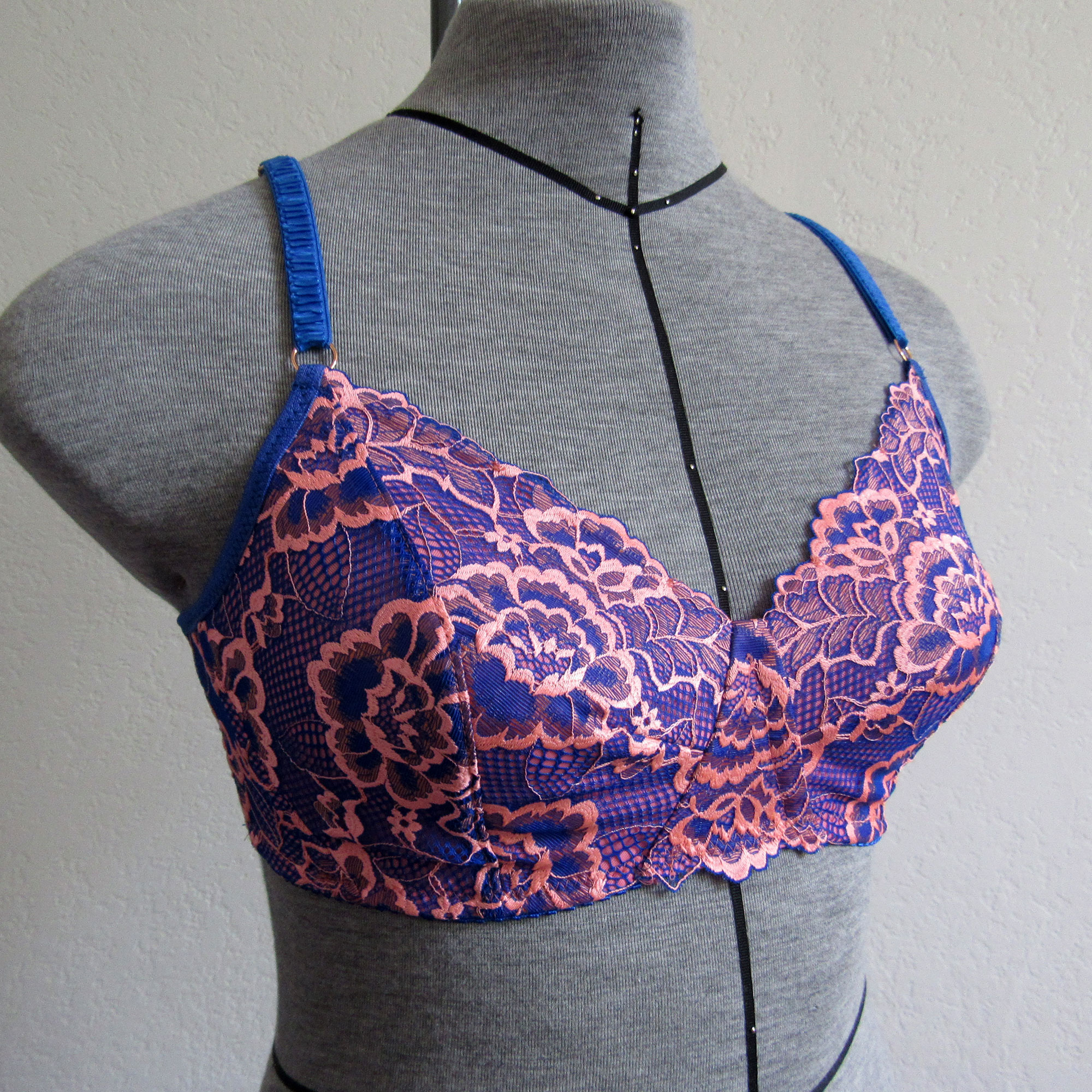 Waves & Wild Superstar Bra - The Fold Line  Lounge bra, Swimsuit pattern,  Bra sewing pattern